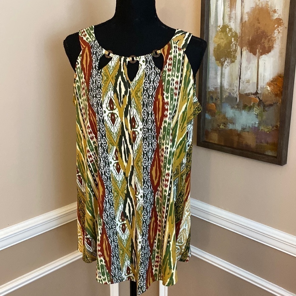Cato’s Multicolored Sleeveless Top Medium EUC